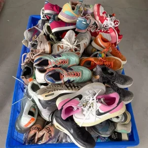 Top Quality Grade a Second Hand Men Sport Shoes Thrift Women Used Sneakers Shoes Leather Male Used Casual Shoes Leisure Female Branded Used Shoes 25kgs Bales